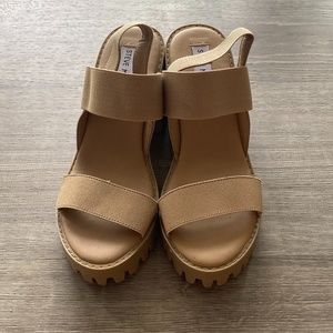 Steve Madden Nude Block Heel Sandal